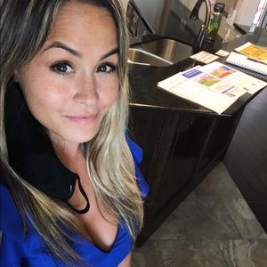 Meet your Posher, Christina